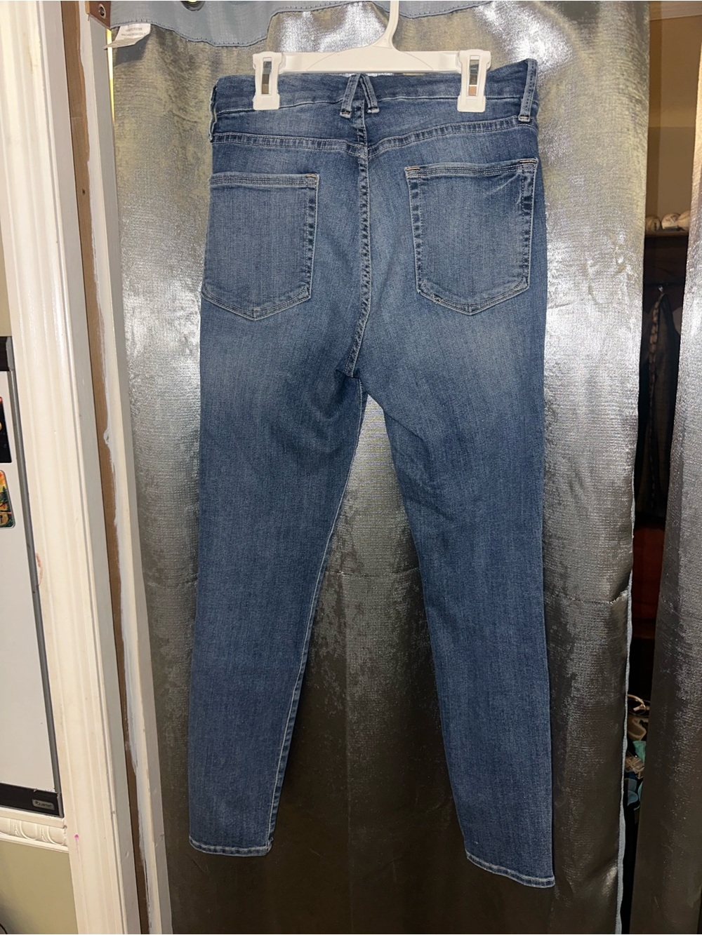Good American Dark Blue Skinny Jeans with Subtle Distressing - Picture 2 of 4